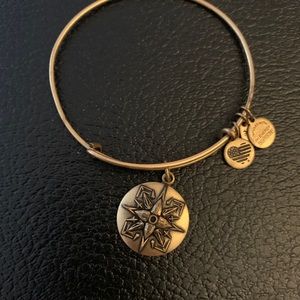 alex and ani bracelet